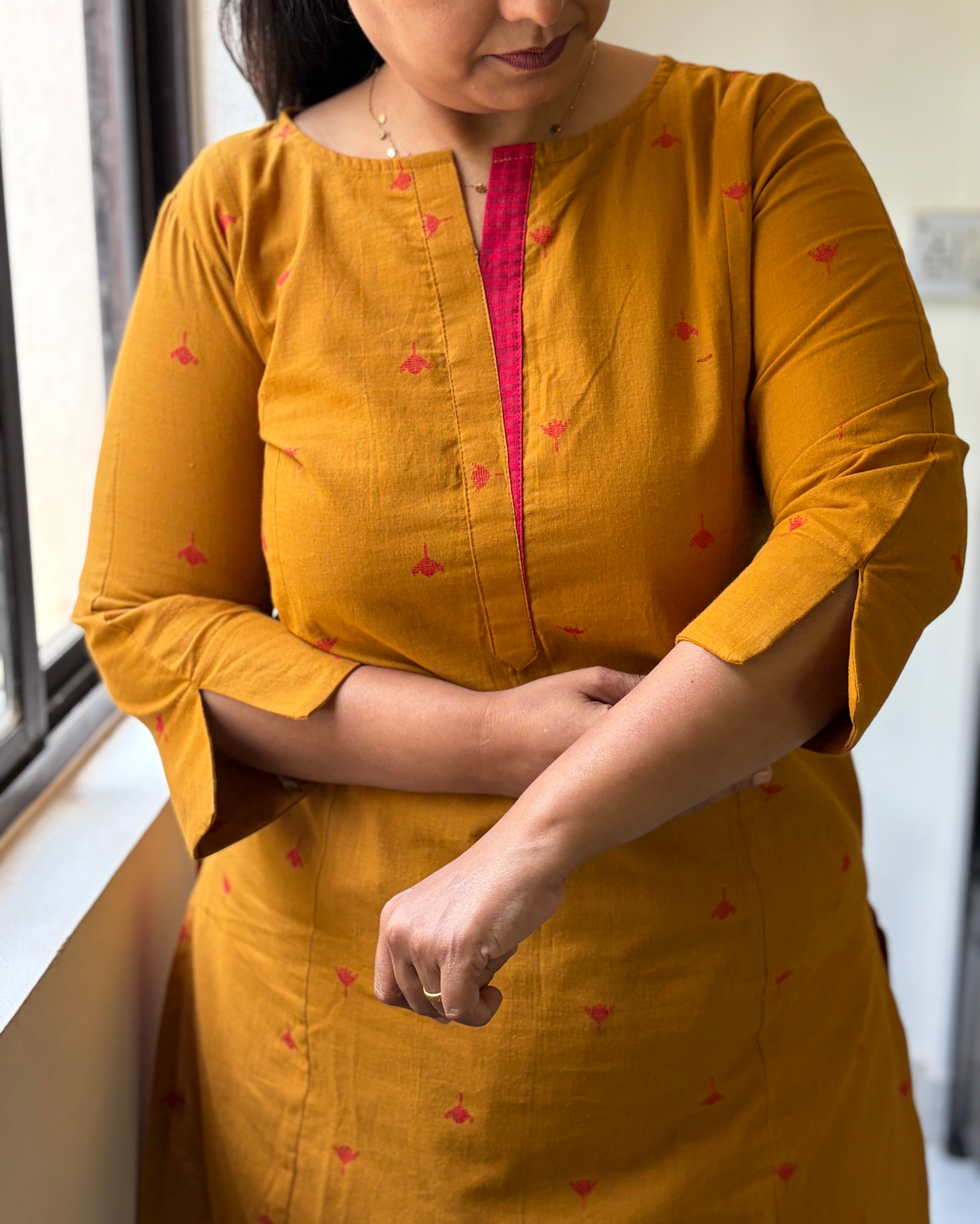 HANDLOOM YELLOW GOLD KURTI PANT SET