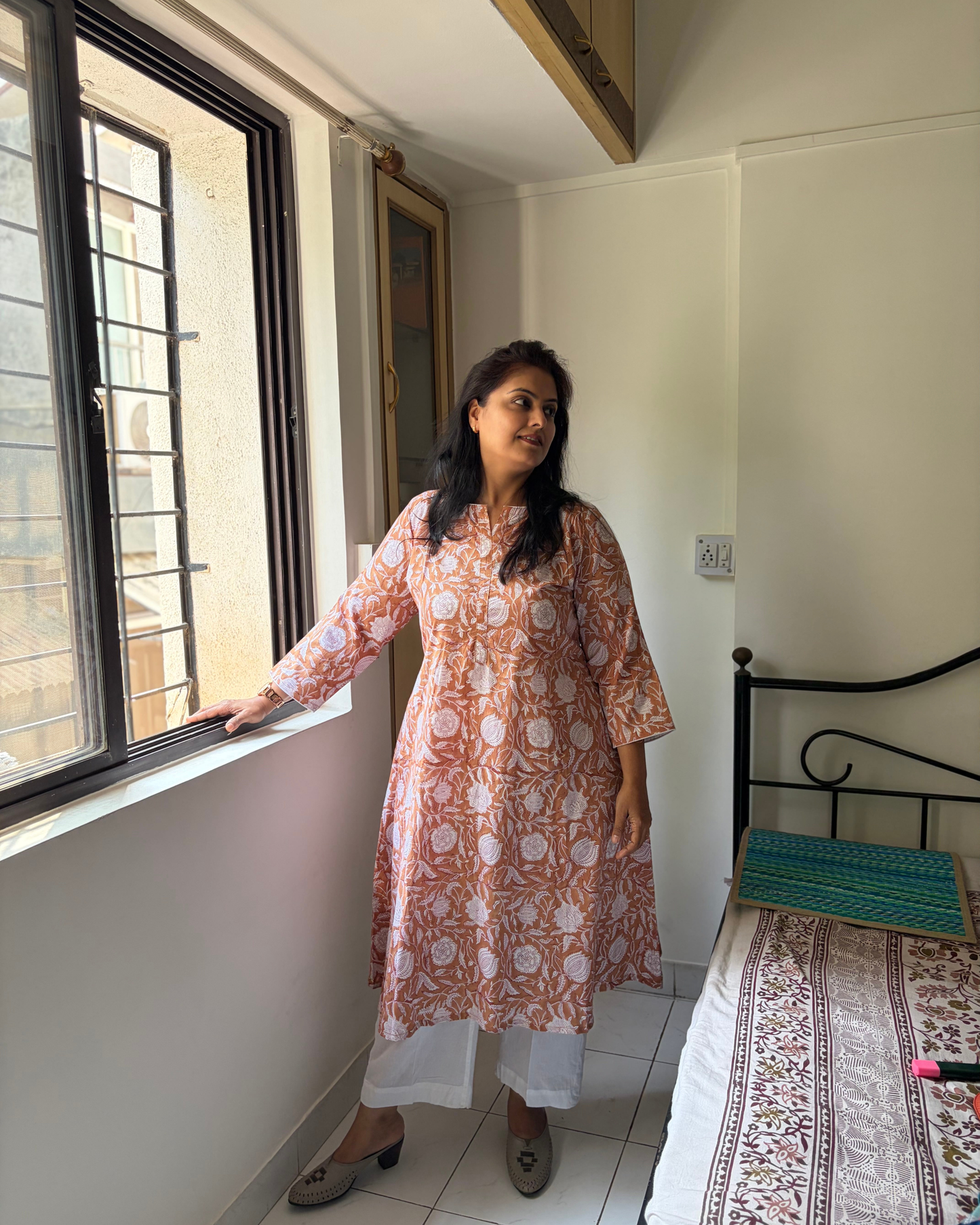 HANDBLOCK FIT & FLARE BROWN NUDE KURTI FOR WOMEN