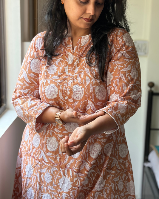HANDBLOCK FIT & FLARE BROWN NUDE KURTI FOR WOMEN