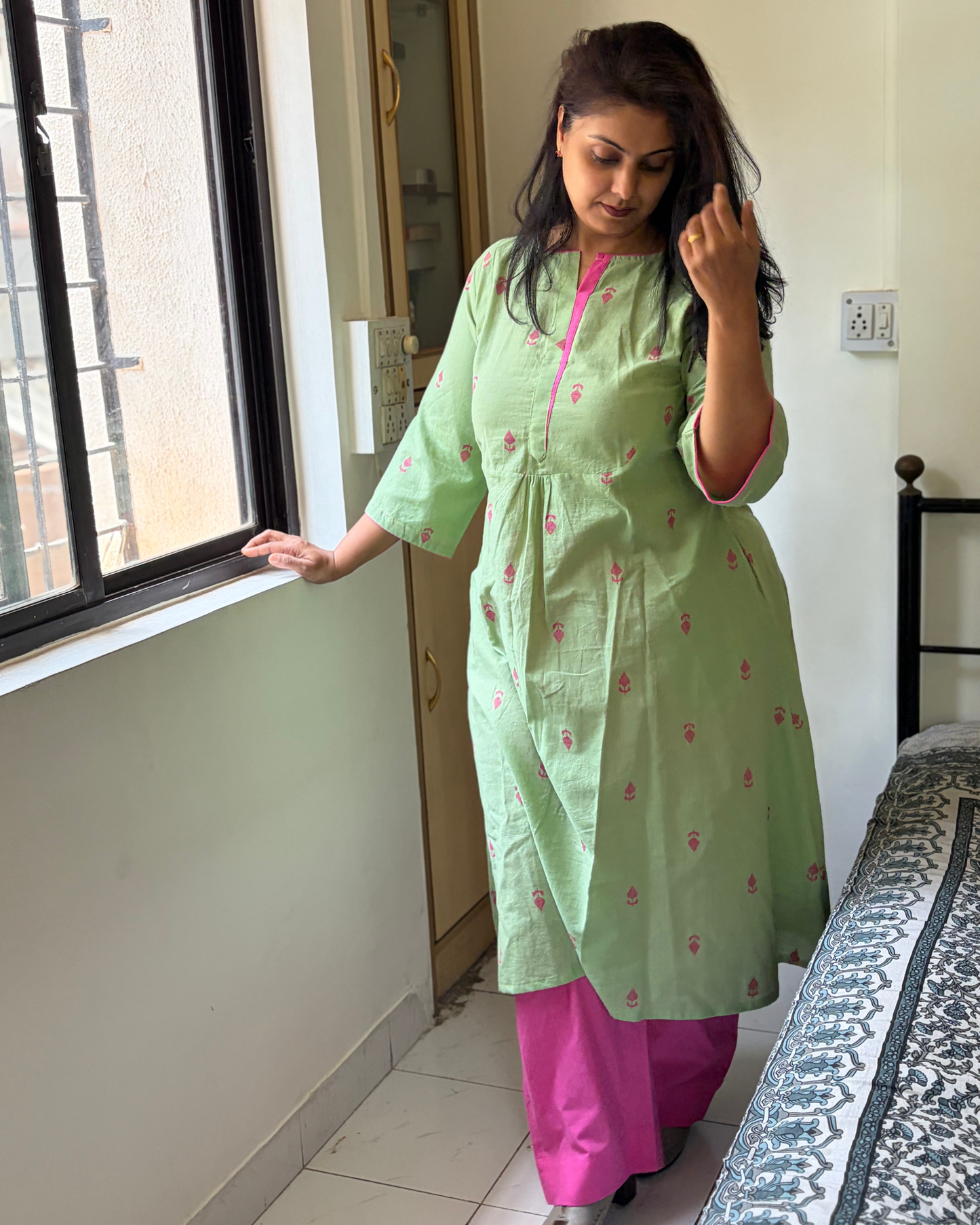 HANDLOOM PISTA PINK KURTI PANT SET