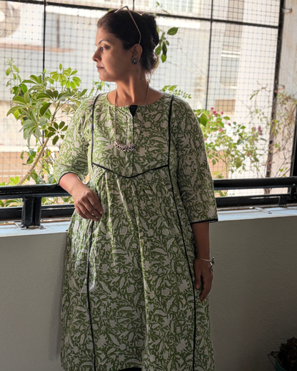 HANDBLOCK GREEN BLACK LACE KURTI