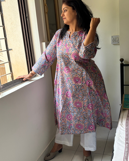 HANDBLOCK FIT & FLARE PINK NUDE KURTI FOR WOMEN